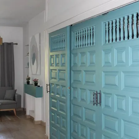 公寓 Cozy Boho With Stunning Sea Views