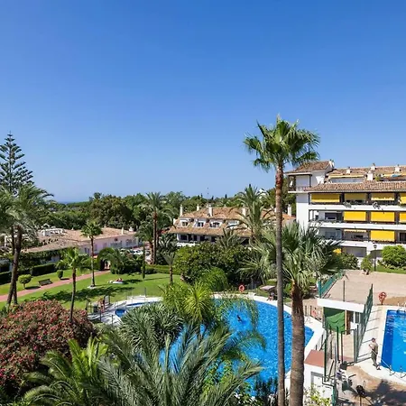 Cozy Boho With Stunning Sea Views 아파트