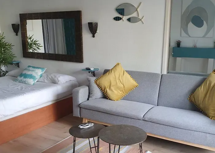 Cozy Boho With Stunning Sea Views *