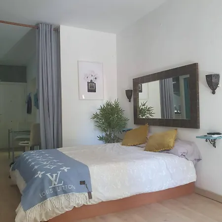 Cozy Boho With Stunning Sea Views דירה *